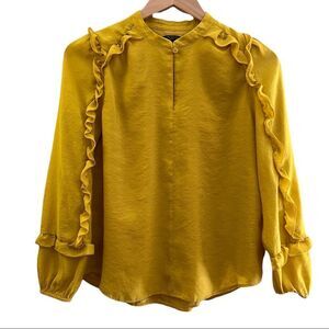😊 3/$30 
Ann Taylor Sz SP long sleeve ruffled top mustard yellow/gold EUC